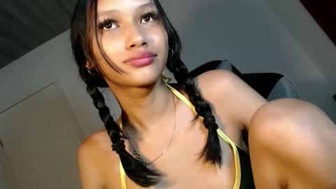 Chloe online show from 02/18/26, 07:04