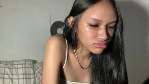 Chloe online show from 06/19/26, 03:33