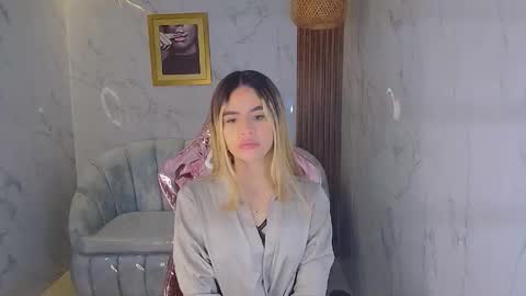 Snapshot of lilith4_s chatting on 09/17/25, 01:46 Lilith online show from 09/17/25, 01:46