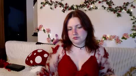 Snapshot of lilith___moon chatting on 11/15/25, 07:21 Lilly online show from 11/15/25, 07:21