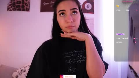 Snapshot of lilith__rosse chatting on 12/14/25, 01:38 Lilith Rosse online show from 12/14/25, 01:38