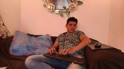 Snapshot of lilith_and_draven chatting on 10/14/25, 08:31 lilith_and_draven online show from 10/14/25, 08:31