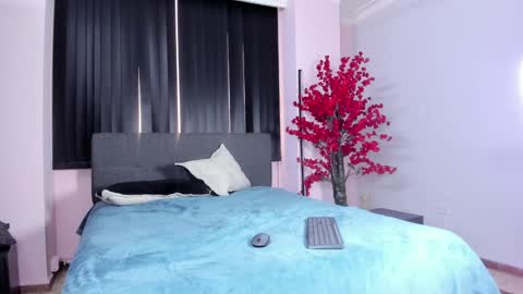 Lili  Marcus online show from 01/17/25, 10:23