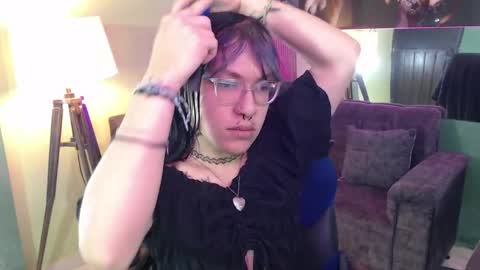 Snapshot of lilith_ayanami chatting on 03/28/26, 01:33 lilith online show from 03/28/26, 01:33