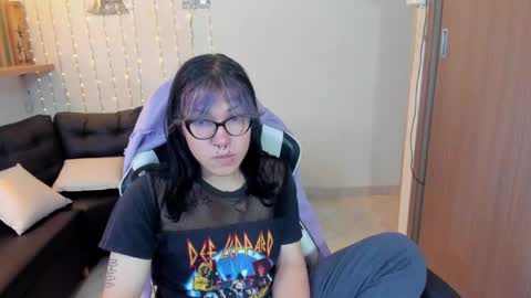 Snapshot of lilith_ayanami chatting on 04/11/26, 03:16 lilith online show from 04/11/26, 03:16