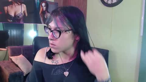 Snapshot of lilith_ayanami chatting on 04/17/26, 11:57 lilith online show from 04/17/26, 11:57