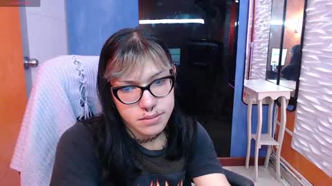 Snapshot of lilith_ayanami chatting on 06/01/26, 12:40 lilith online show from 06/01/26, 12:40