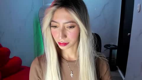 Snapshot of lilith_cooper20 chatting on 10/22/25, 10:20 lilith cooper20 online show from 10/22/25, 10:20