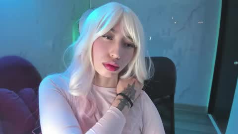 Snapshot of lilith_cooper20 chatting on 11/21/25, 10:41 lilith cooper20 online show from 11/21/25, 10:41