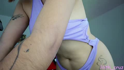 Snapshot of lilith_cruzz chatting on 12/16/24, 08:05 Lilith online show from 12/16/24, 08:05