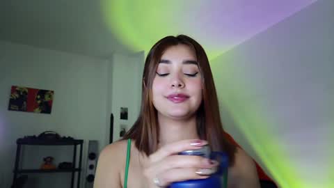 Snapshot of lilith_cruzz chatting on 01/16/25, 12:45 Lilith online show from 01/16/25, 12:45