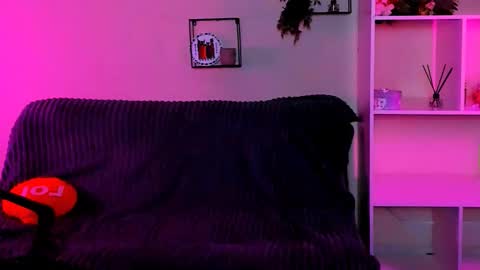 lilith_diva online show from 10/16/25, 07:59