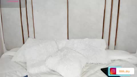 lilith_dry online show from 09/23/25, 04:21