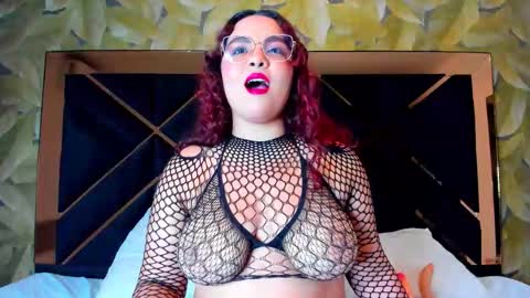 Snapshot of lilith_fox1 chatting on 10/23/25, 05:18 Lili online show from 10/23/25, 05:18