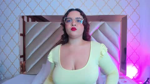 Snapshot of lilith_fox1 chatting on 10/25/25, 08:58 Lili online show from 10/25/25, 08:58