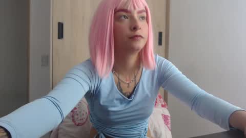 Snapshot of lilith_harmony chatting on 10/11/25, 12:21 goddess of hell20 online show from 10/11/25, 12:21