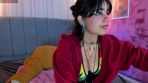 lilith_hart_ online show from 02/04/25, 01:13