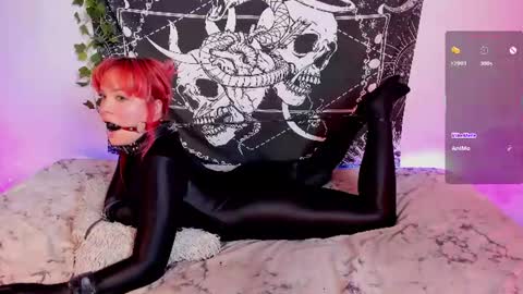             online show from 07/29/26, 04:43