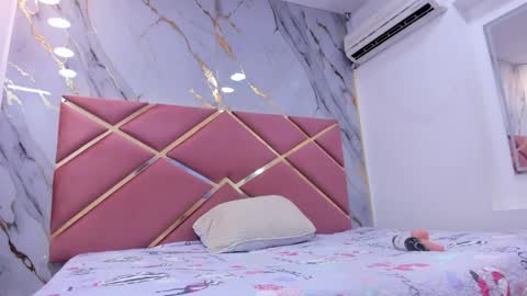 Snapshot of lilith_kramston chatting on 05/02/26, 11:59 Lilith online show from 05/02/26, 11:59
