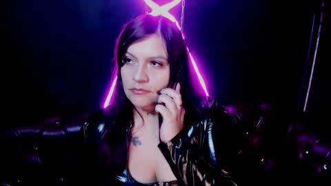 Snapshot of lilith_levonee_ chatting on 12/31/24, 03:01 Lilith online show from 12/31/24, 03:01