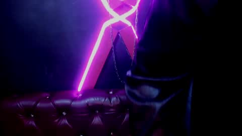 Snapshot of lilith_levonee_ chatting on 01/04/25, 02:46 Lilith online show from 01/04/25, 02:46