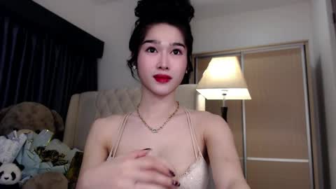 QUEEN LILITH BORBON online show from 06/06/26, 10:36