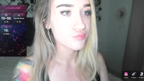 Snapshot of lilith_parker chatting on 12/02/24, 03:58 Lilith Parker online show from 12/02/24, 03:58