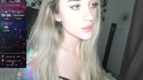 Snapshot of lilith_parker chatting on 12/04/24, 09:07 Lilith Parker online show from 12/04/24, 09:07