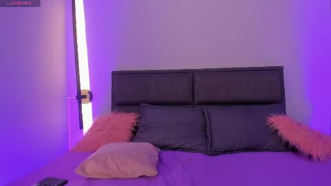 Lili petit  online show from 07/26/26, 03:25