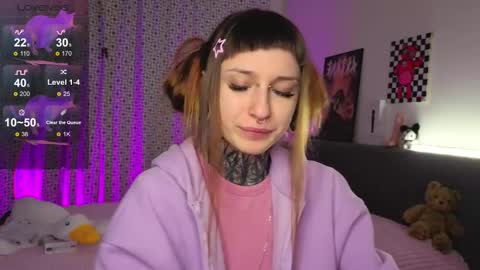 Snapshot of lilith_poison chatting on 11/09/25, 06:06 lilith_poison online show from 11/09/25, 06:06