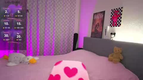 Snapshot of lilith_poison chatting on 11/22/25, 06:07 lilith_poison online show from 11/22/25, 06:07