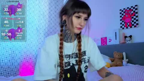 lilith_poison online show from 03/21/26, 06:29