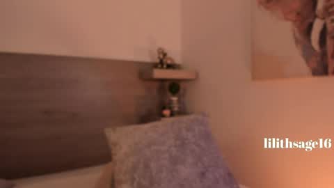 lilith_sage_ online show from 06/05/26, 07:52