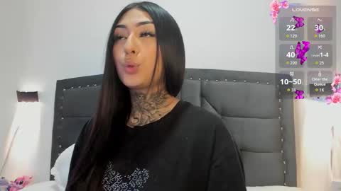 lilith_thompson online show from 10/12/25, 05:06