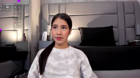    online show from 11/02/25, 04:31