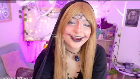 LILITH 200 LIKES   Thursday Clown Costume M online show from 10/28/25, 10:12