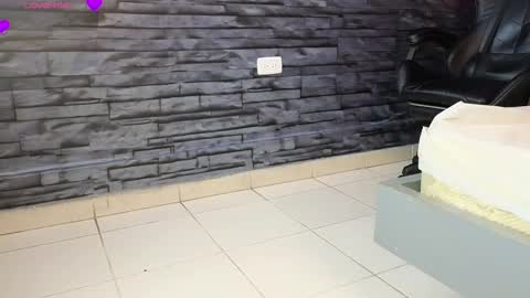 Snapshot of lilith_zen chatting on 02/17/25, 11:02 LILITH ZEN online show from 02/17/25, 11:02