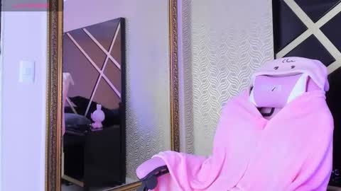 Snapshot of lilithcary chatting on 12/09/24, 08:12 Lilith online show from 12/09/24, 08:12