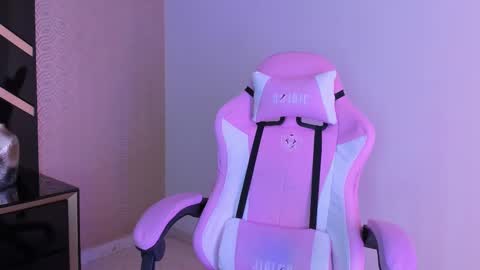 Snapshot of lilithcary chatting on 03/04/25, 08:16 Lilith online show from 03/04/25, 08:16