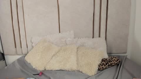 Snapshot of lilithdry chatting on 04/01/26, 12:33 Lilith online show from 04/01/26, 12:33