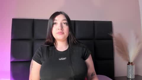 LilithEsme online show from 11/20/25, 12:44