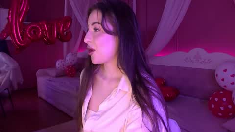 Snapshot of lilithlanne chatting on 02/15/26, 12:25 Lilith online show from 02/15/26, 12:25