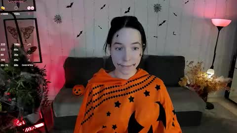 Lilith online show from 10/30/25, 06:08