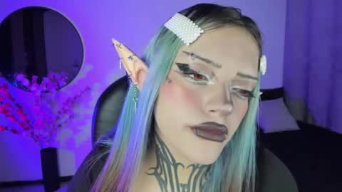 Snapshot of lilithmadness chatting on 09/30/25, 05:01 Lilith online show from 09/30/25, 05:01