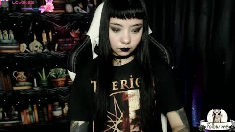   online show from 12/06/24, 12:02