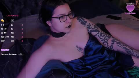 lilithmystic01 online show from 01/11/26, 11:59