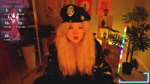 LilithNelson online show from 10/28/25, 05:59