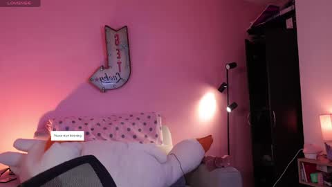 lilithrose_2 online show from 05/20/26, 08:59