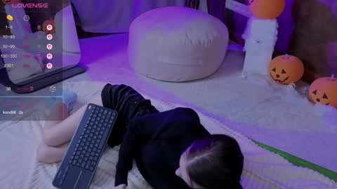 Snapshot of lilithstrangfor chatting on 10/30/25, 01:56 lilithstrangfor online show from 10/30/25, 01:56