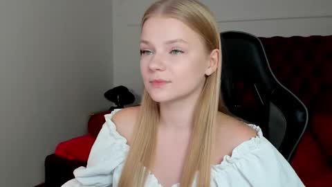 lilitrosen online show from 09/16/25, 05:25